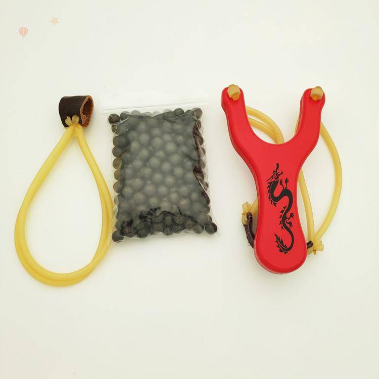 Red slingshot + 200 mudballs + 1 skin band
